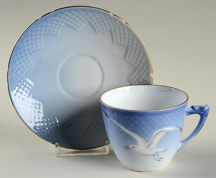 Seagull Flat Cup & Saucer Set by Bing & Grondahl-1