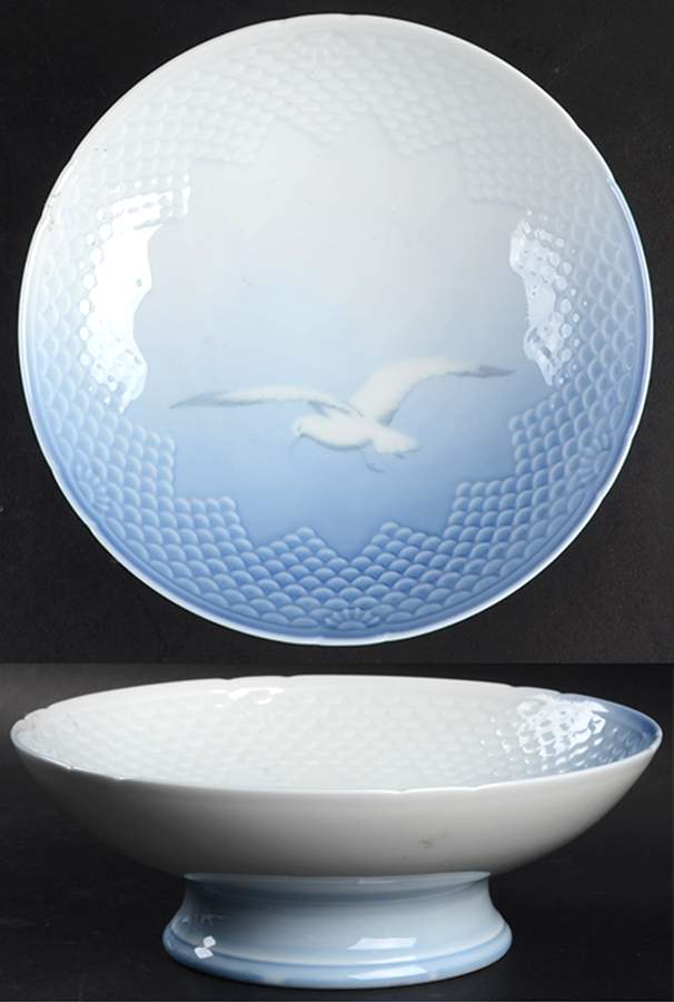 Seagull Round Compote (Height X Width) by Bing & Grondahl-1