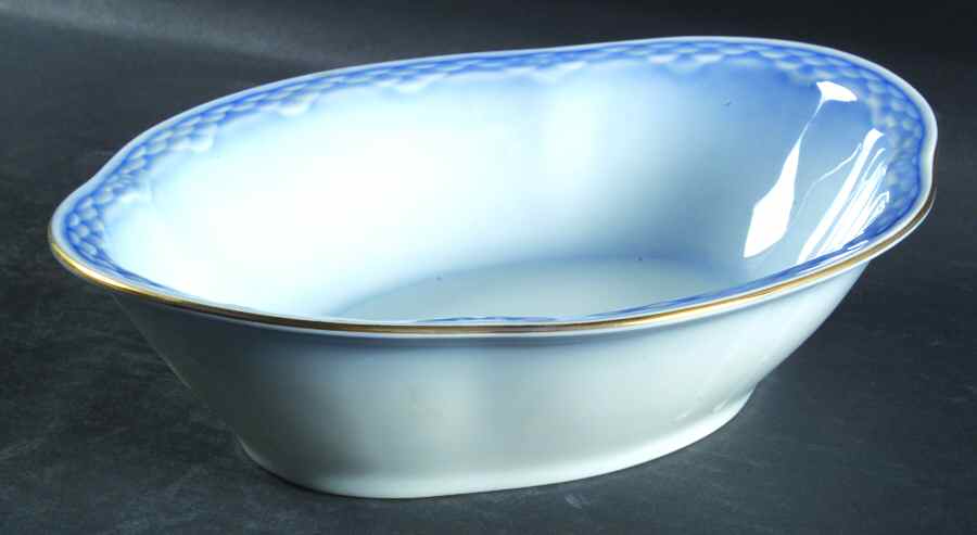 Sea Shell 9" Oval Vegetable Bowl by Bing & Grondahl-1