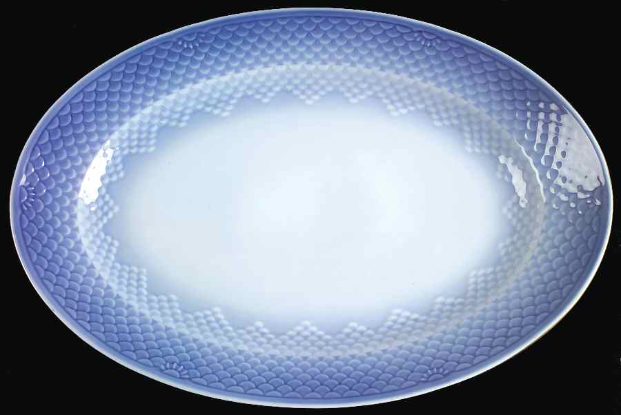 Sea Shell 16" Oval Serving Platter by Bing & Grondahl-1