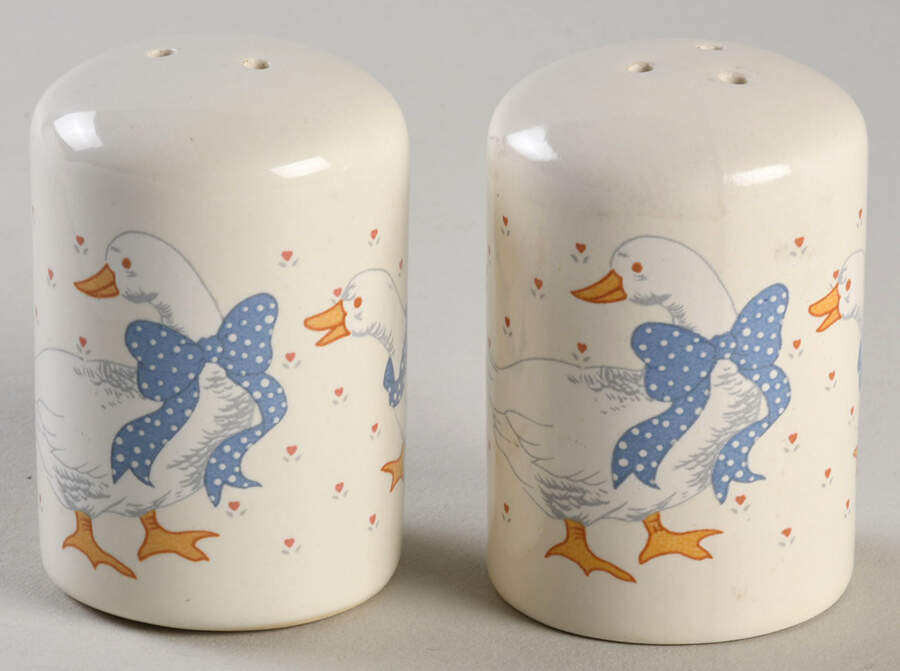 Aunt Rhody Salt & Pepper Set by Brick Oven-1