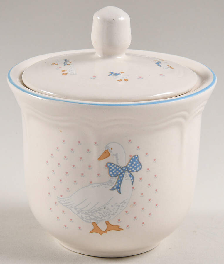 Aunt Rhody Sugar Bowl & Lid by Brick Oven-1