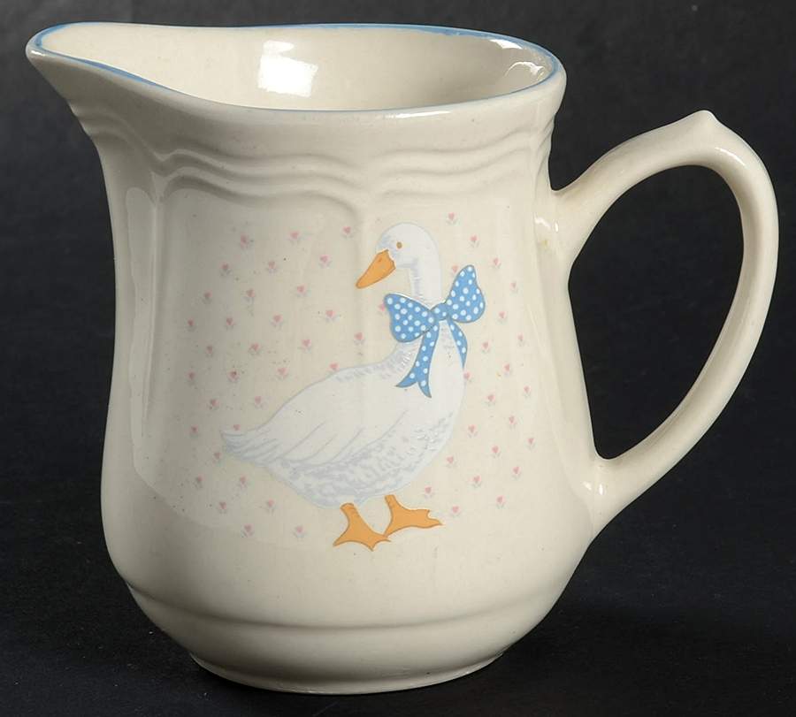 Aunt Rhody Creamer by Brick Oven-1