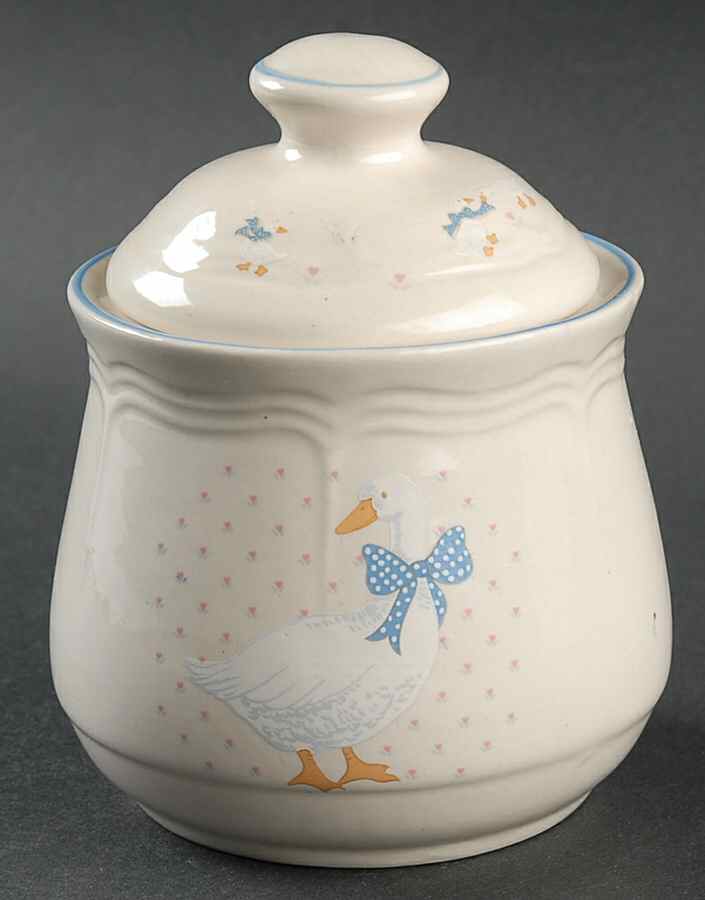 Aunt Rhody Sugar Bowl & Lid by Brick Oven-1