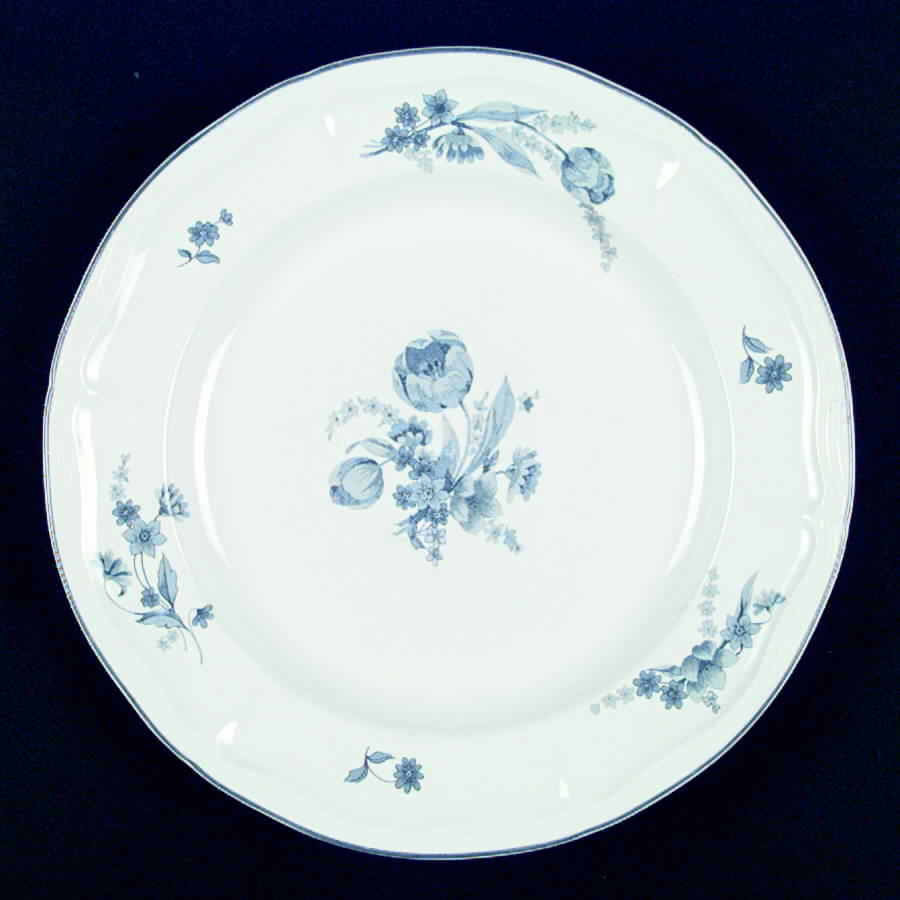 Jardin Bleu Dinner Plate by Brick Oven-1