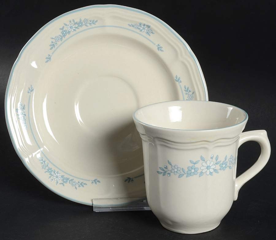 Vineyard Flat Cup & Saucer Set by Brick Oven-1