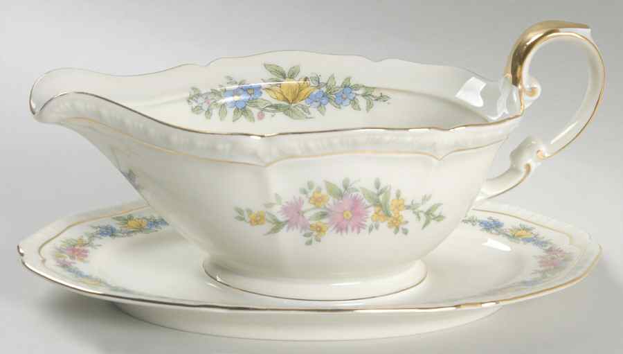 Adelphia Gravy Boat with Attached Underplate by Black Knight-1