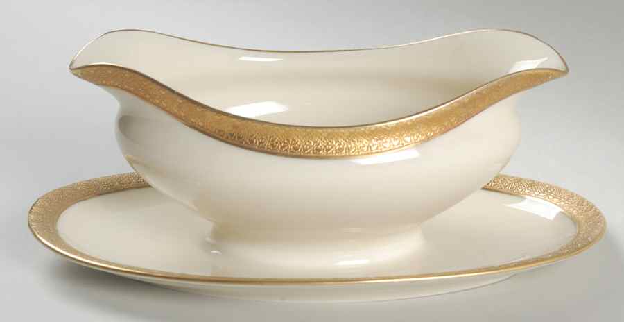 Aida Gravy Boat with Attached Underplate by Black Knight-1