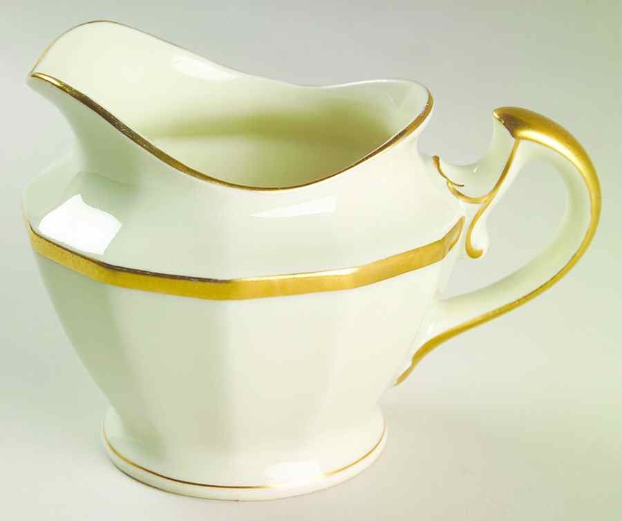BLK13 Creamer by Black Knight-1