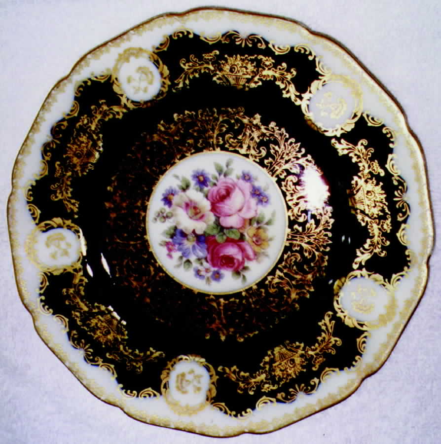 BLK14 Dinner Plate by Black Knight-1