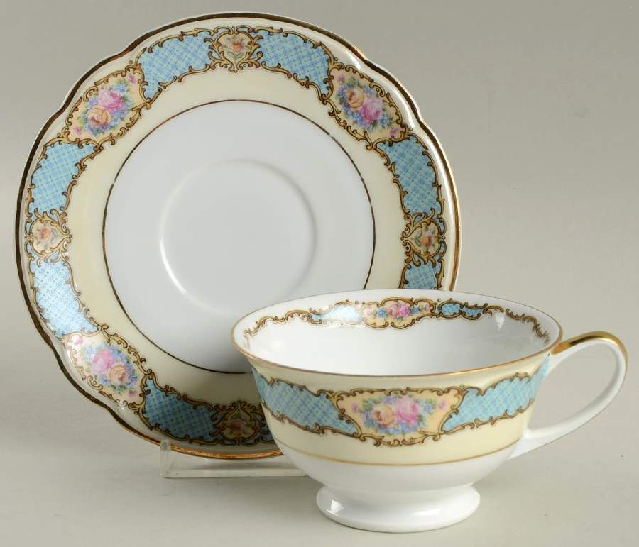 BLK17 Footed Cup & Saucer Set by Black Knight-1