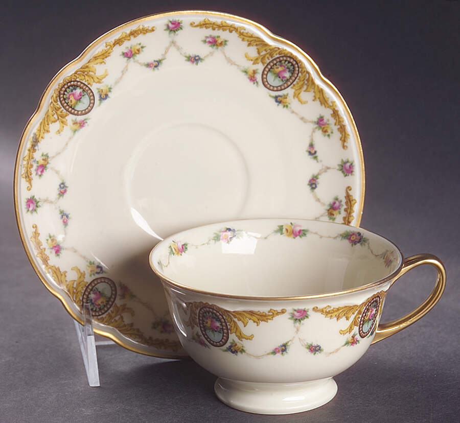 BLK18 Footed Cup & Saucer Set by Black Knight-1