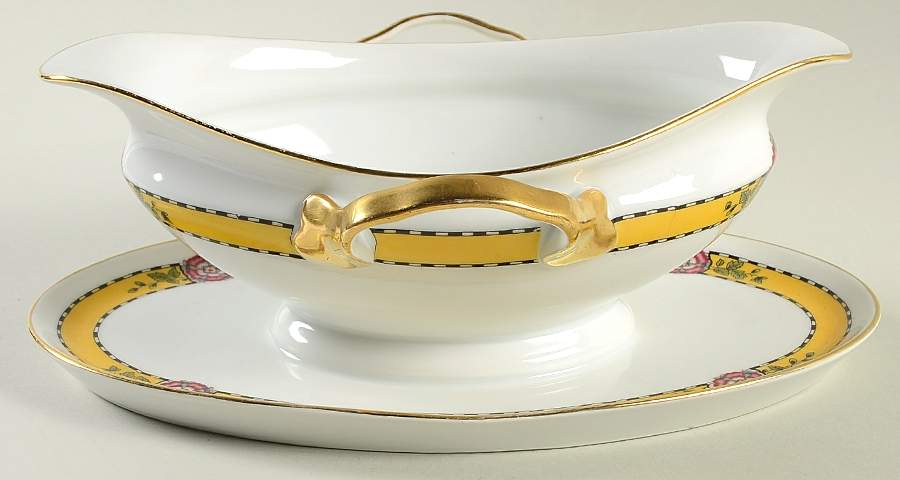 BLK23 Gravy Boat with Attached Underplate by Black Knight-1