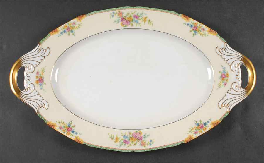 Celia (White Center, Cream Rim, Scalloped) 18" Oval Serving Platter by Black Knight-1