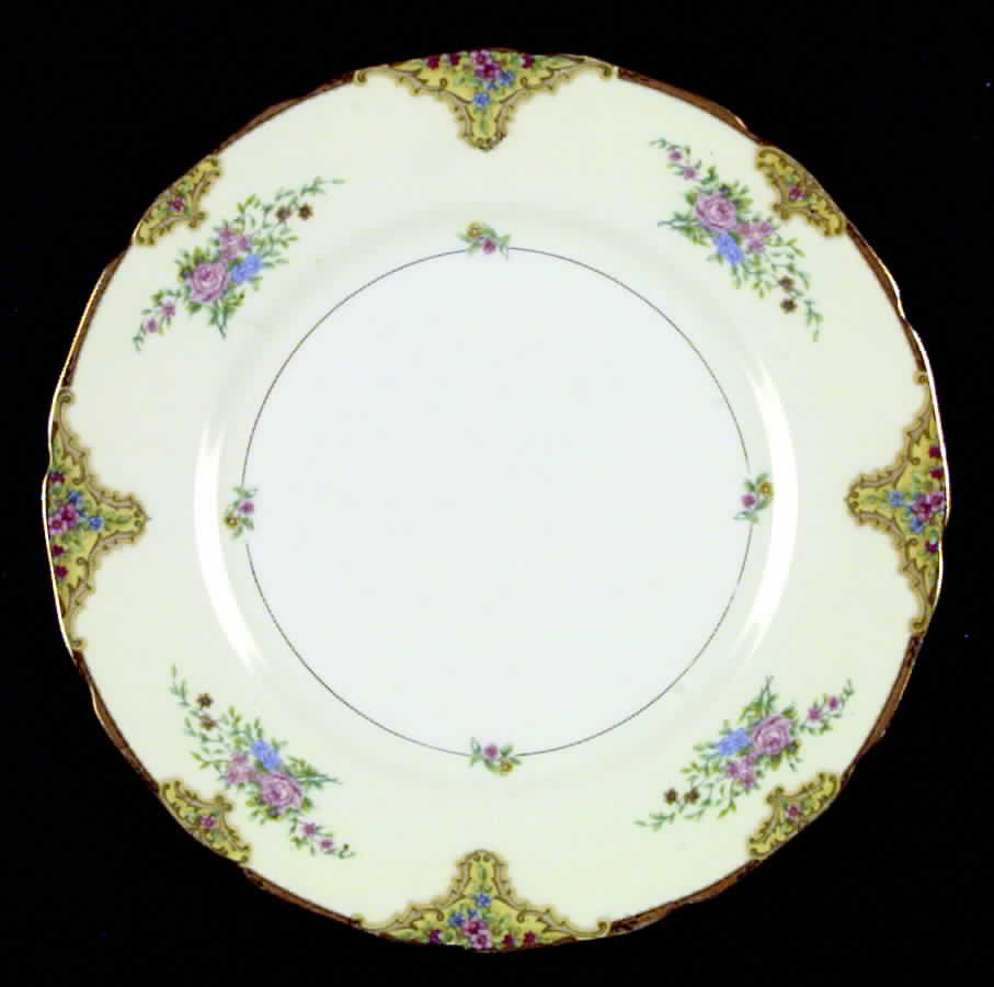 Clarissa (Scalloped) Dinner Plate by Black Knight-1