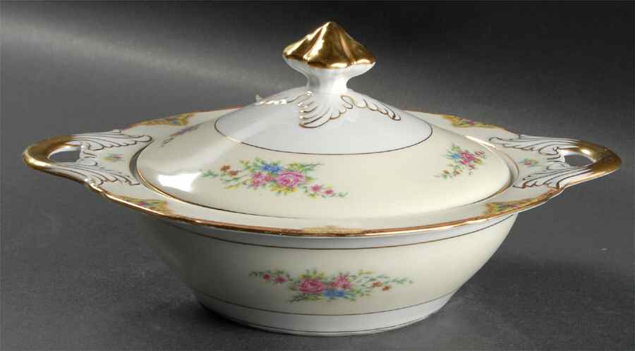 Clarissa (Scalloped) Round Covered Vegetable by Black Knight-1