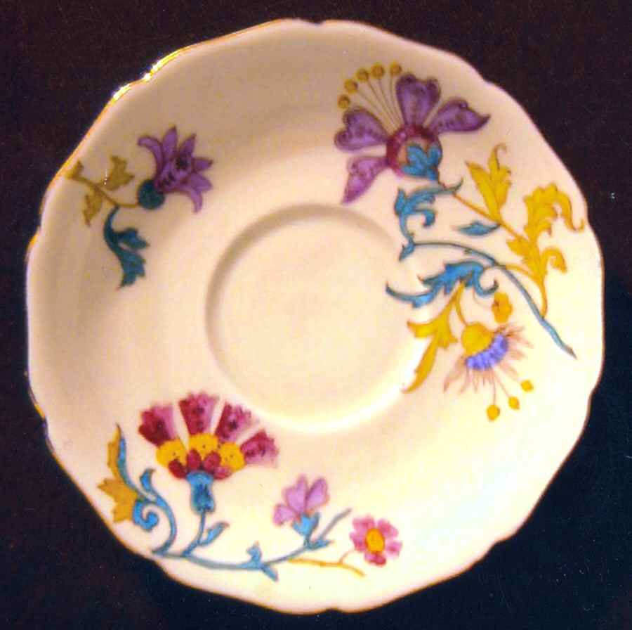 Figaro Saucer by Black Knight-1