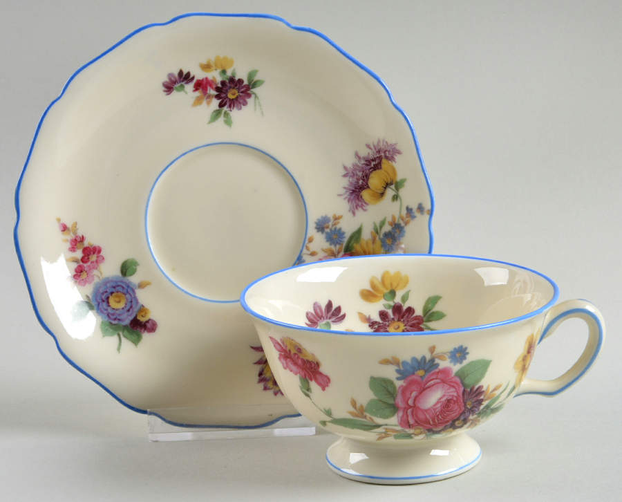 Firenze Footed Cup & Saucer Set by Black Knight-1