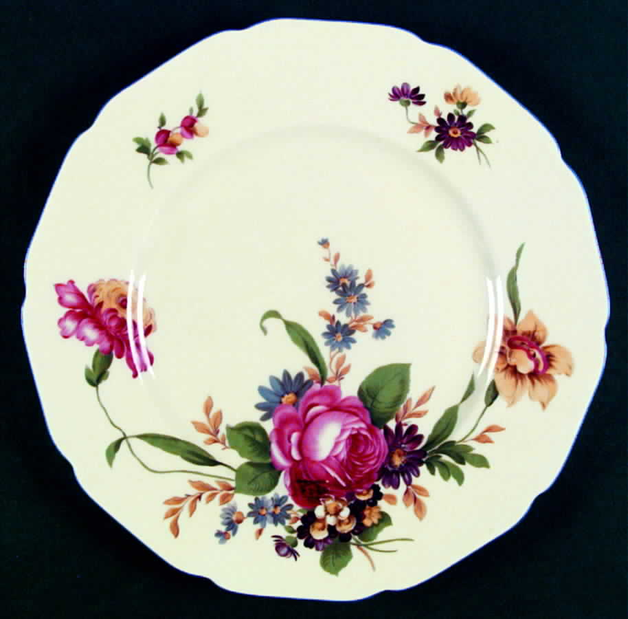 Firenze Dinner Plate by Black Knight-1