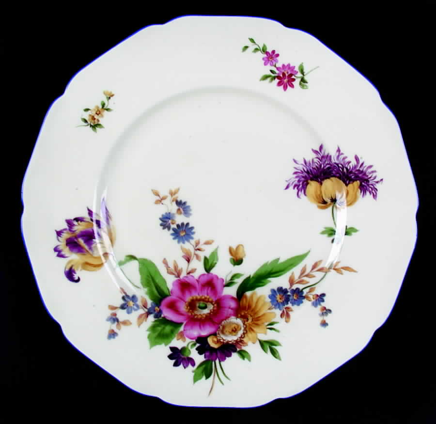 Firenze Dinner Plate by Black Knight-1