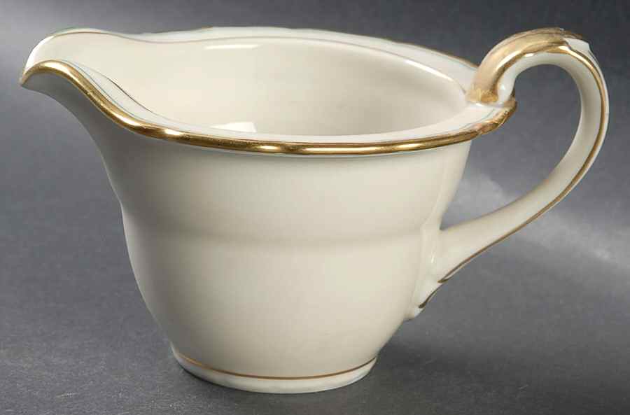 Fortuna Green Creamer by Black Knight-1