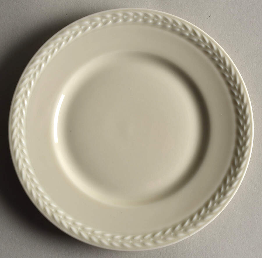 Laurel Bread & Butter Plate by Black Knight-1
