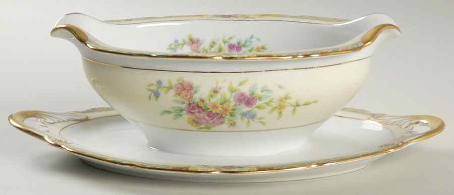 Leonora Gravy Boat with Attached Underplate by Black Knight-1