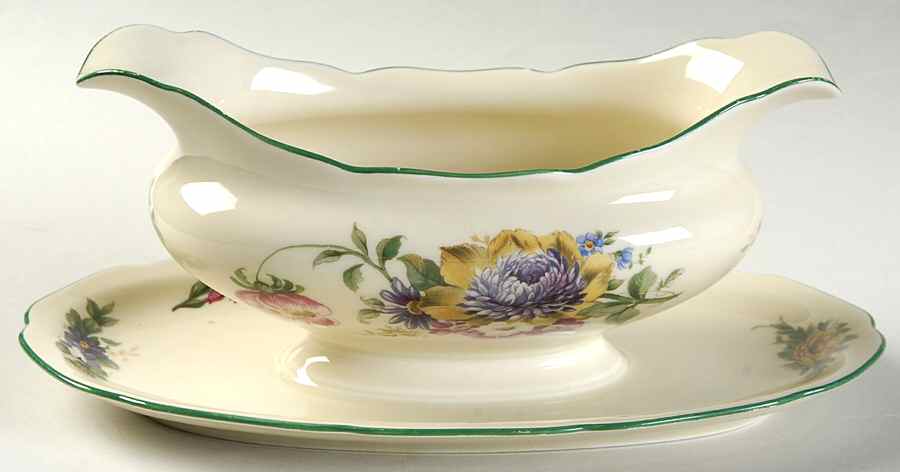 Lorrento Gravy Boat with Attached Underplate by Black Knight-1