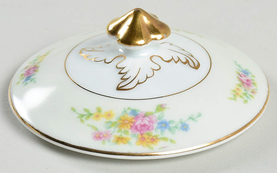 Marcia Brown Lid for Sugar Bowl by Black Knight-1