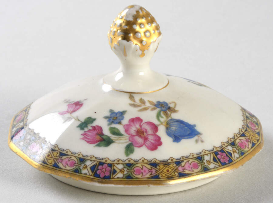 Palmero Lid for Sugar Bowl by Black Knight-1