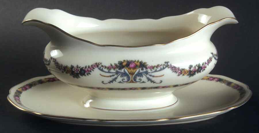 Rechere Gravy Boat with Attached Underplate by Black Knight-1