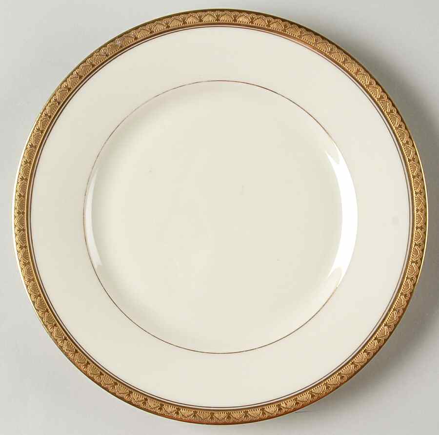 Trianon Salad Plate by Black Knight-1