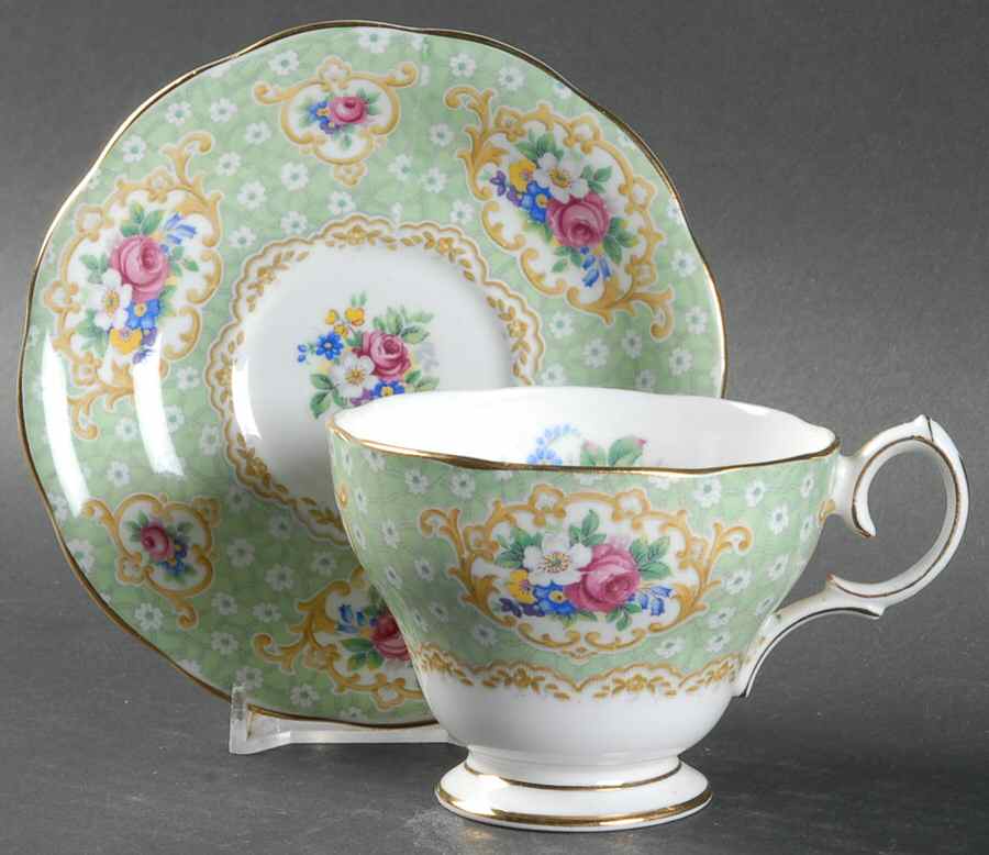 Gainsborough Footed Cup & Saucer Set by Bell China-1