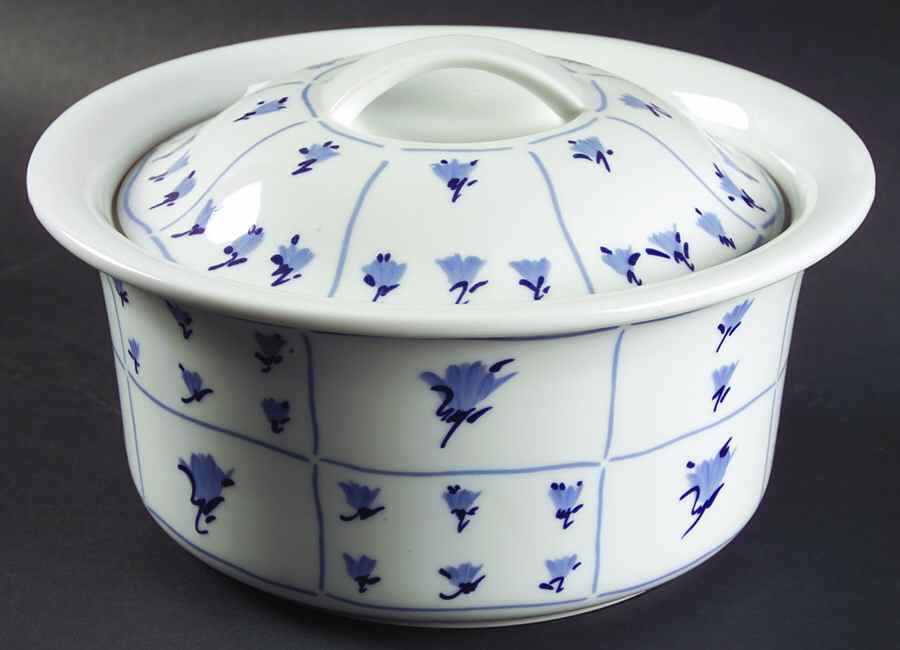 Blue Fields 1.75 Qt Round Covered Casserole by Block-1