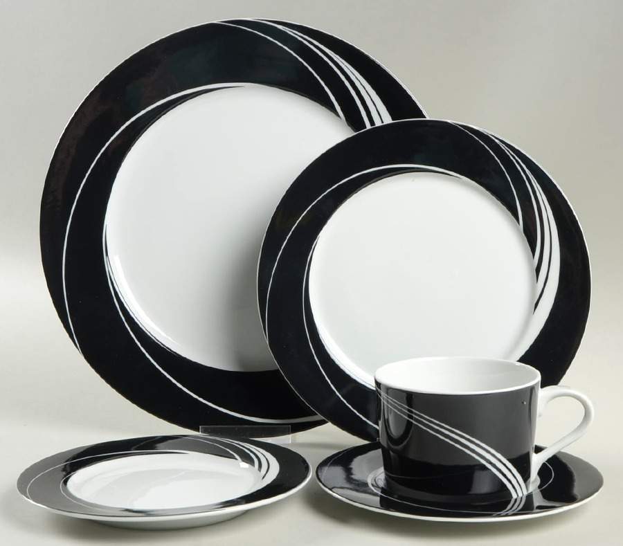 Black Pearl 5 Piece Place Setting by Block-1