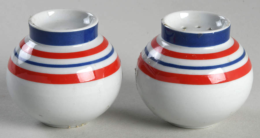 Chili Salt & Pepper Set by Block-1