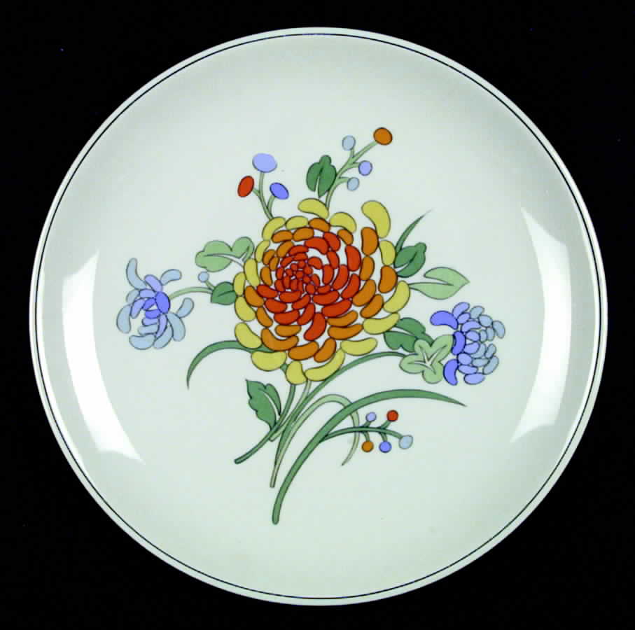 Chrysanthemum Dinner Plate by Block-1