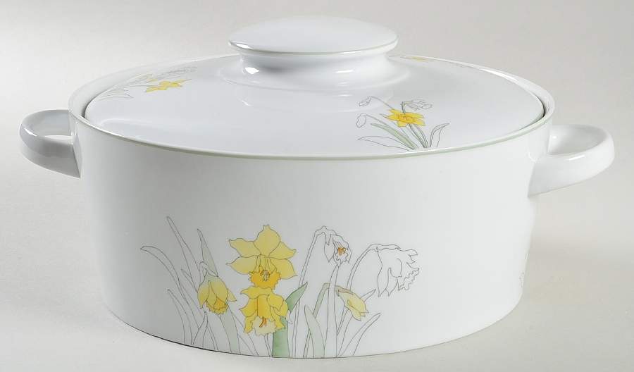 Daffodil 3 Quart Round Covered Casserole by Block-1