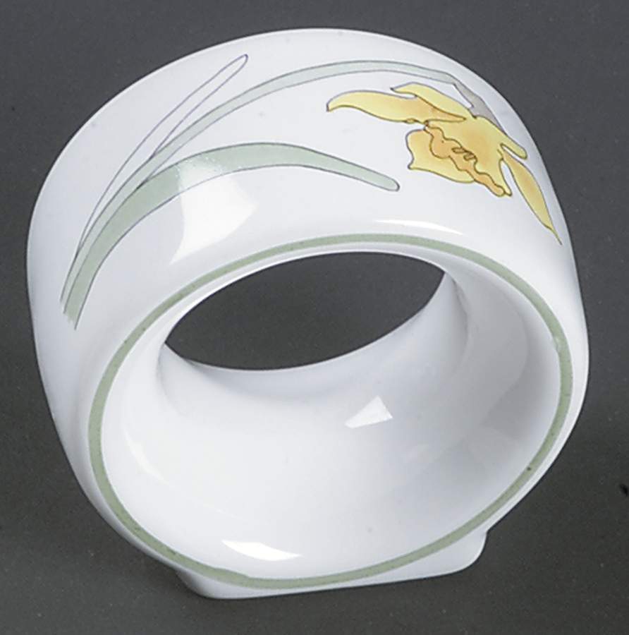 Daffodil Napkin Ring by Block-1