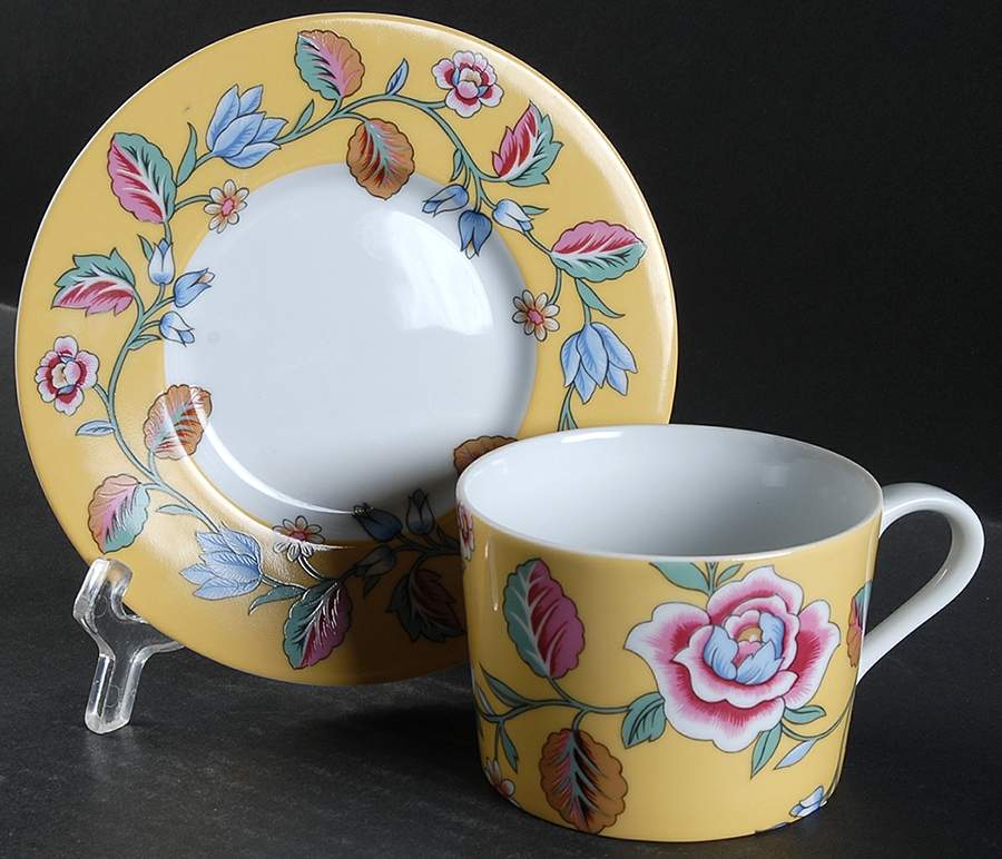Izmir Flat Cup & Saucer Set by Block-1