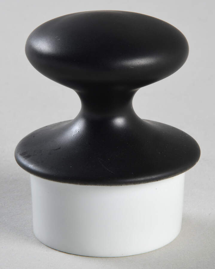 Noche Lid for Coffee Pot by Block-1