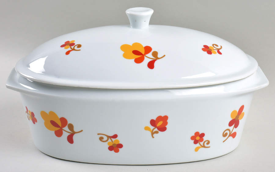Paprika 2.5 Quart Oval Covered Casserole by Block-1