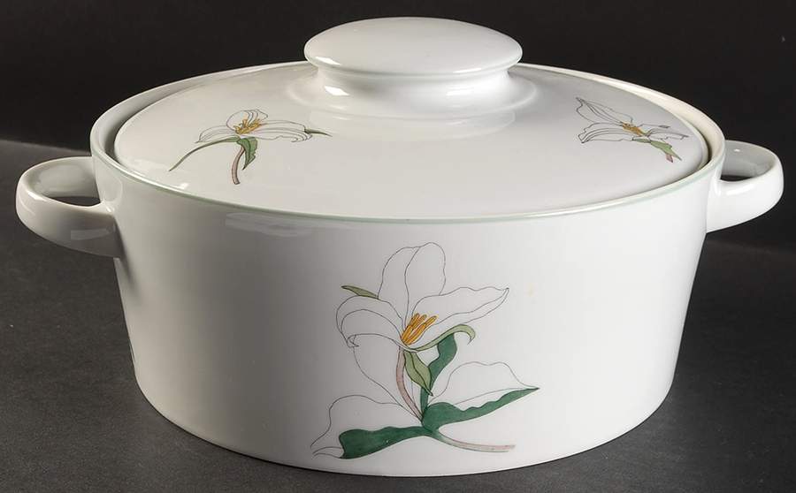 Trillium 3 Quart Round Covered Casserole by Block-1