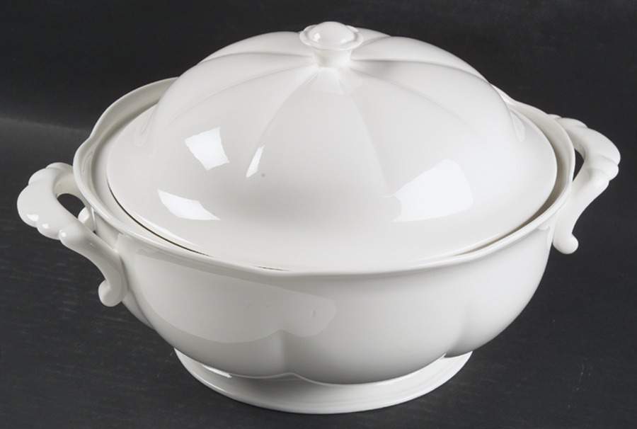 Windsor Bone Tureen &  Lid by Block-1