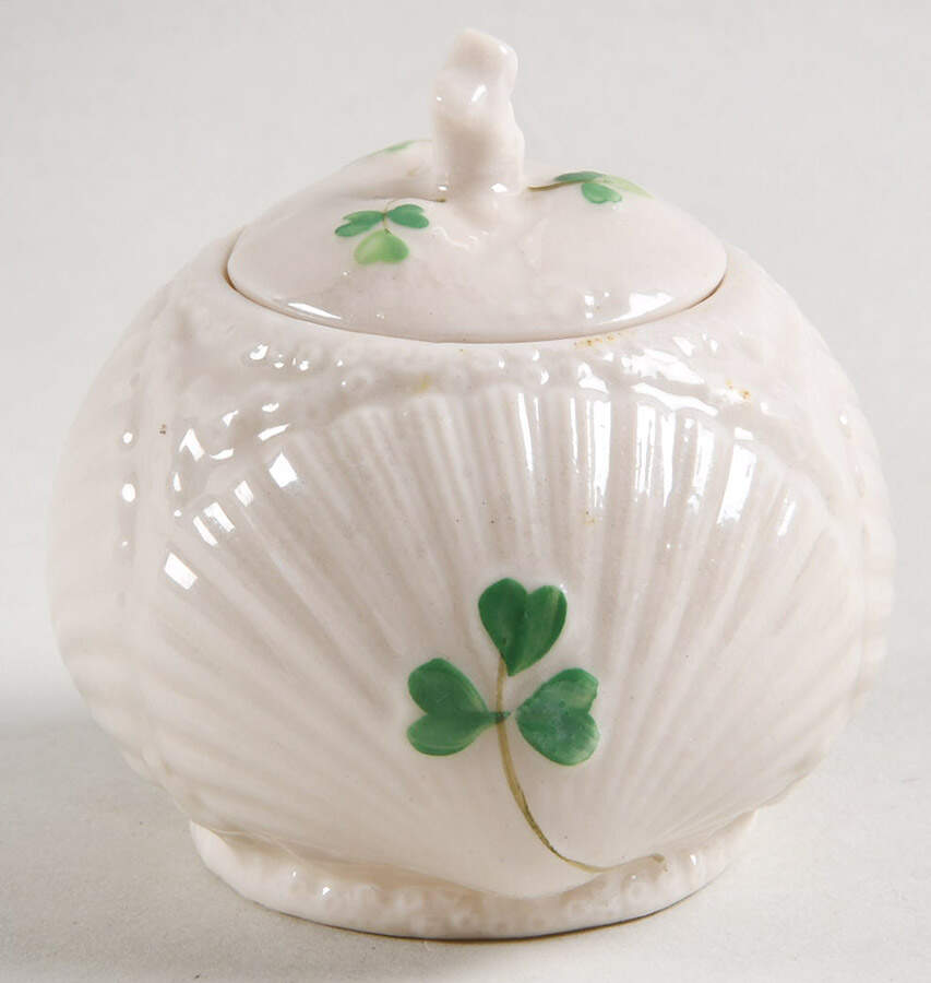 Harp Shamrock Mini Sugar Bowl & Lid by Belleek Pottery (Ireland)-1
