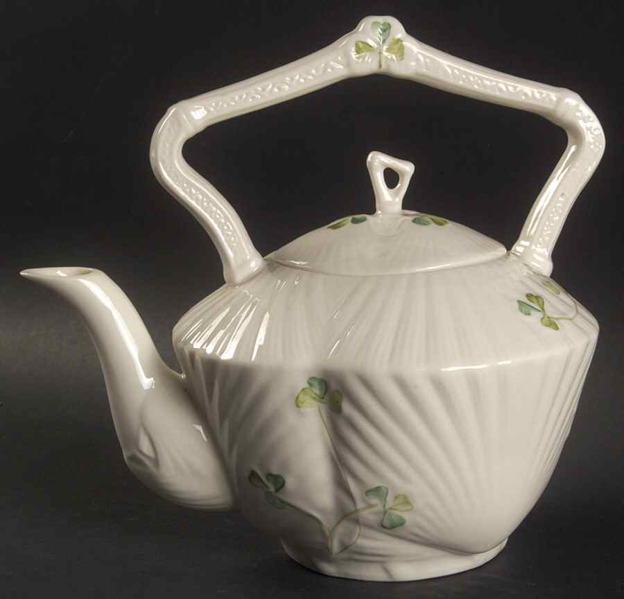 Harp Shamrock Mini Teapot & Lid by Belleek Pottery (Ireland)-1