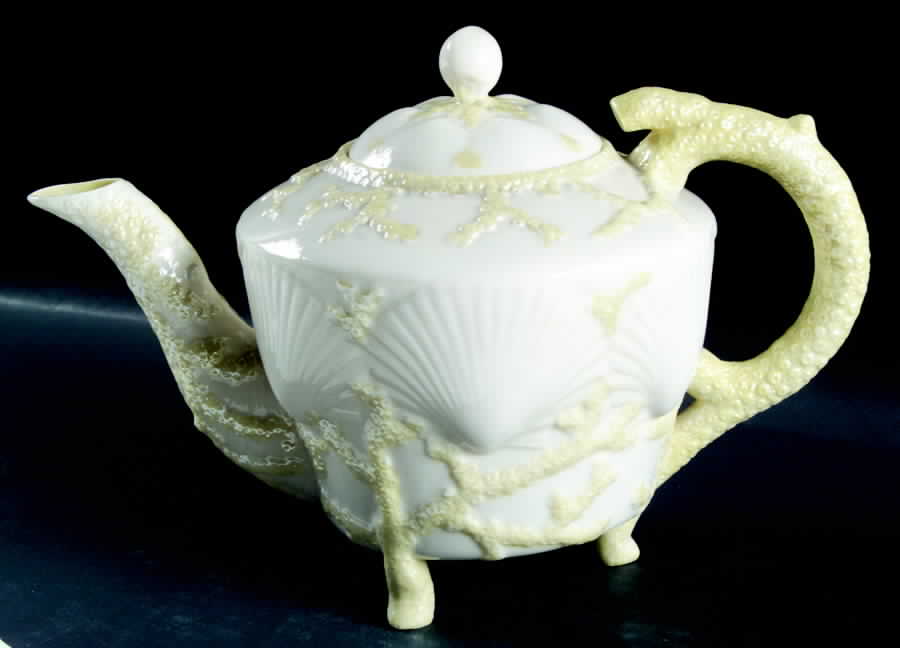 New Shell Yellow Teapot & Lid by Belleek Pottery (Ireland)-1