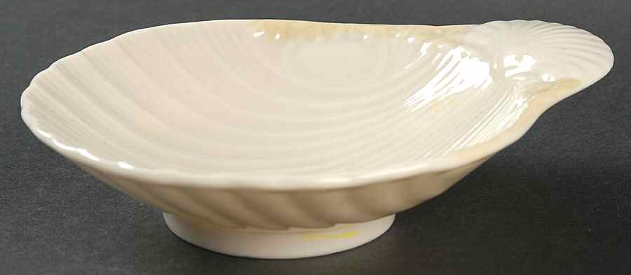 New Shell Yellow Handled Butter Server by Belleek Pottery (Ireland)-1