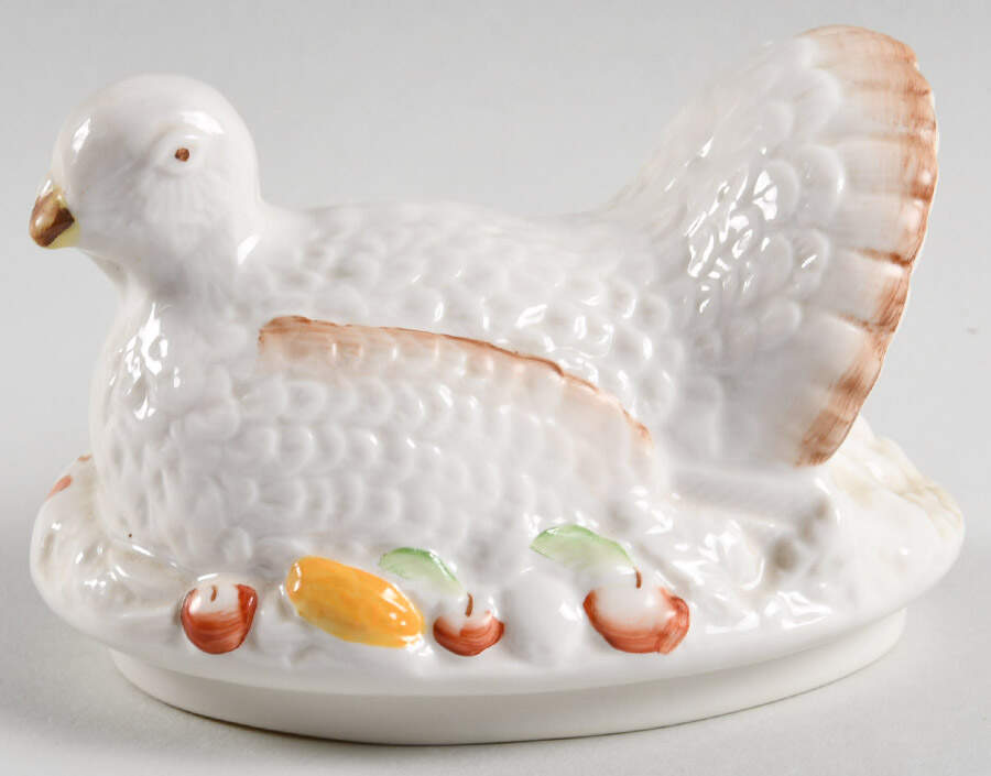 Shamrock Lid for Figural Candy Box by Belleek Pottery (Ireland)-1
