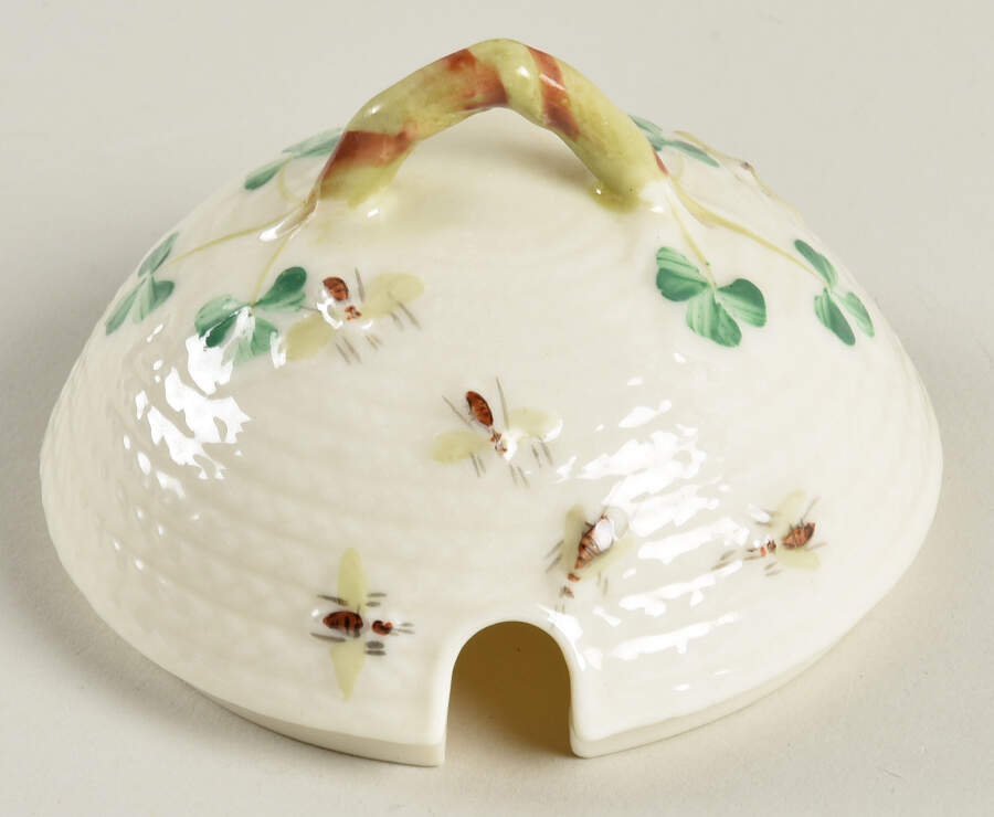 Shamrock Lid for Honey Pot by Belleek Pottery (Ireland)-1